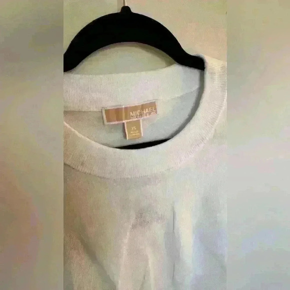 Michael Kors women’s white knit sweater - Picture 3 of 14